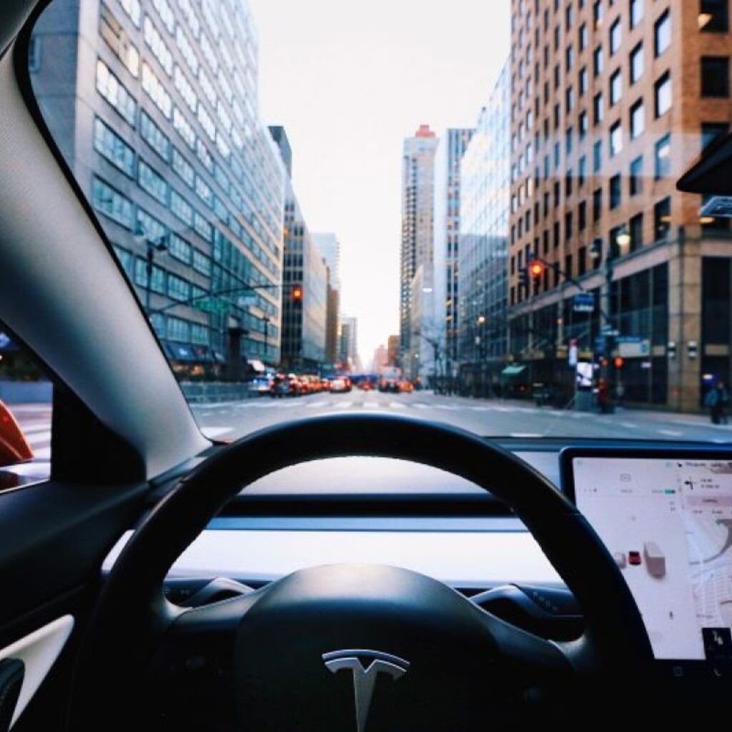 Kota ini mungkin jadi tantangan terberat peluncuran robotaxi Tesla