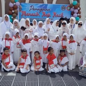 Ikatan Guru TK Indonesia (IGTKI) Melaksanakan Kegiatan Peragaan Manasik Haji Kecil